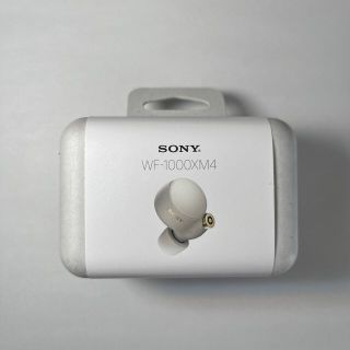 ソニー(SONY)のSONY フルワイヤレスイヤホン WF-1000XM4 シルバー 新品未開封(ヘッドフォン/イヤフォン)