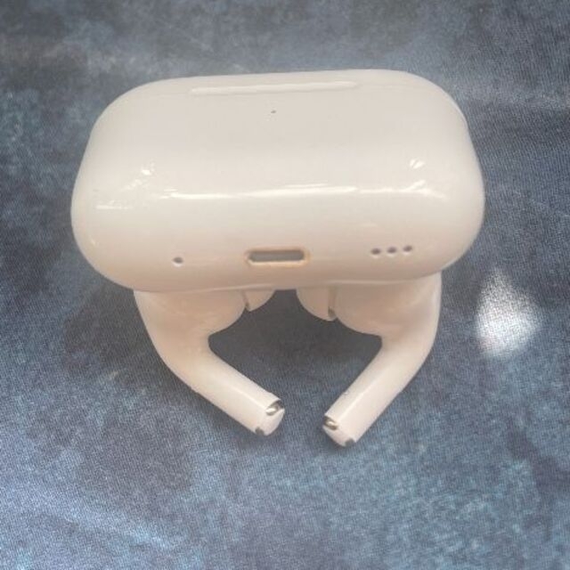 大特価低価 極美品 Apple AirPods Pro 第2世代 MQD83J/A 在庫