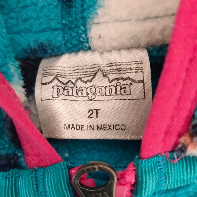 patagonia(パタゴニア)の値段修正★patagonia★良品　キッズフリース キッズ/ベビー/マタニティのキッズ服女の子用(90cm~)(ジャケット/上着)の商品写真