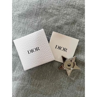 ディオール(Dior)の【Dior】新品　ノベルティ  スター⭐︎スマホリング(その他)