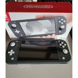 nintendo switch lite(家庭用ゲーム機本体)