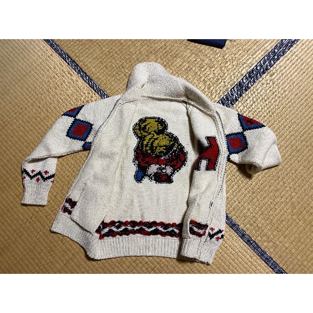 HYSTERIC MINI(ヒステリックミニ)のMISS HYSTERIC 編込　カウチンセーター レディースのジャケット/アウター(その他)の商品写真