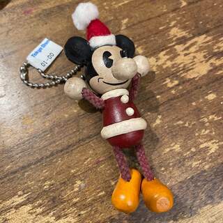 ミッキーマウス(ミッキーマウス)のディズニーランド　クリスマス　ミッキー　キーホルダー(キーホルダー)