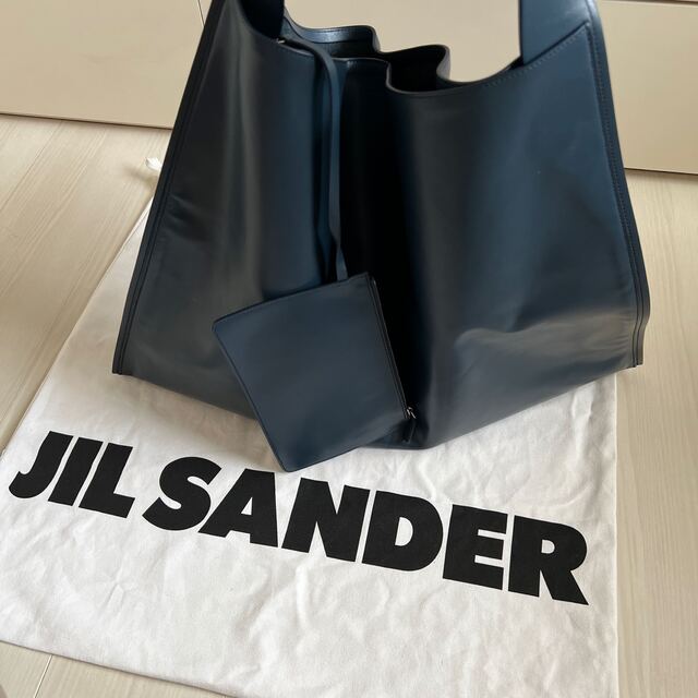 Jil Sander(ジルサンダー)のJIL SANDER／ジルサンダートートバック メンズのバッグ(ショルダーバッグ)の商品写真