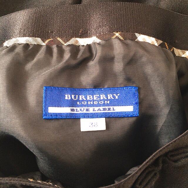 BURBERRY BLUE LABEL(バーバリーブルーレーベル)のバーバリー  ホースマーク　未着用　ウールスカート  レディースのスカート(ひざ丈スカート)の商品写真