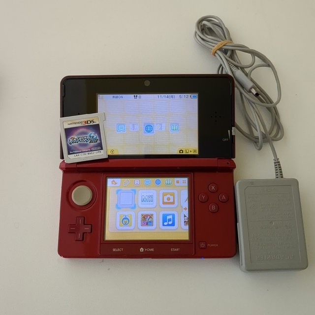 ニンテンドー3DS(ニンテンドー3DS)の3DS☆レッド☆ソフト☆タッチペン☆充電器付き エンタメ/ホビーのゲームソフト/ゲーム機本体(家庭用ゲーム機本体)の商品写真