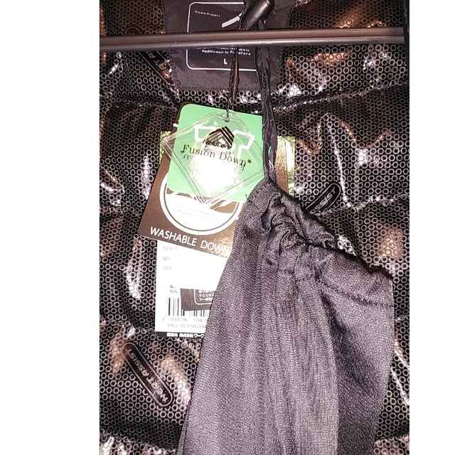 WORKMAN(ワークマン)のワークマン　リペアテック　洗えるフュージョンダウン　ブラック　Ｌ メンズのジャケット/アウター(ダウンジャケット)の商品写真