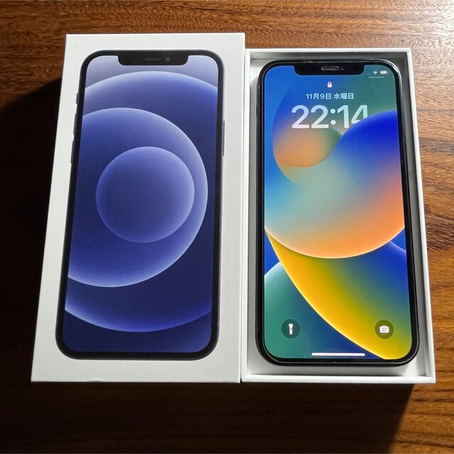 Apple iPhone 12 64GB ブラック SIMフリー 短期使用美品 新発売