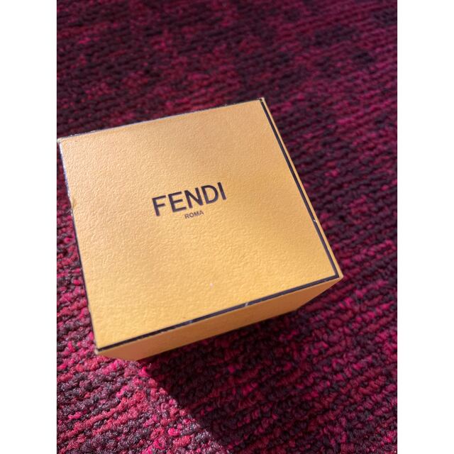 FENDI(フェンディ)のFENDI  箱有り Lサイズ バグズアイ リングブラック メンズのアクセサリー(リング(指輪))の商品写真