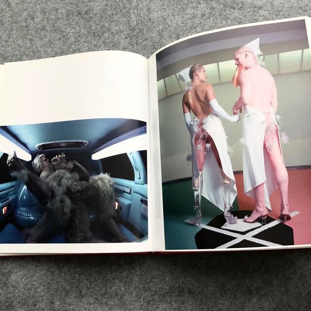 ハイヒールのエロスと現代写真 写真集「High Heels」 エンタメ/ホビーの本(洋書)の商品写真