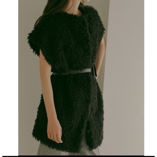 ポリエステル100％ベルトCurly Fur Long Vest think_fur 2022 ブラック
