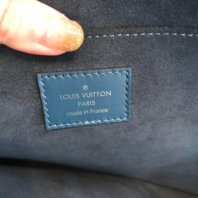 LOUIS VUITTON(ルイヴィトン)の☆超美品☆ルイ・ヴィトン　エピ　ポシェット・ジュールPM　クラッチバッグ　青 メンズのバッグ(セカンドバッグ/クラッチバッグ)の商品写真