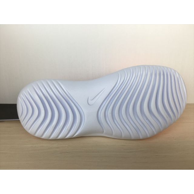 NIKE(ナイキ)のナイキ フレックスランナー PS スニーカー 17,0cm 新品 (1372) キッズ/ベビー/マタニティのキッズ靴/シューズ(15cm~)(スニーカー)の商品写真