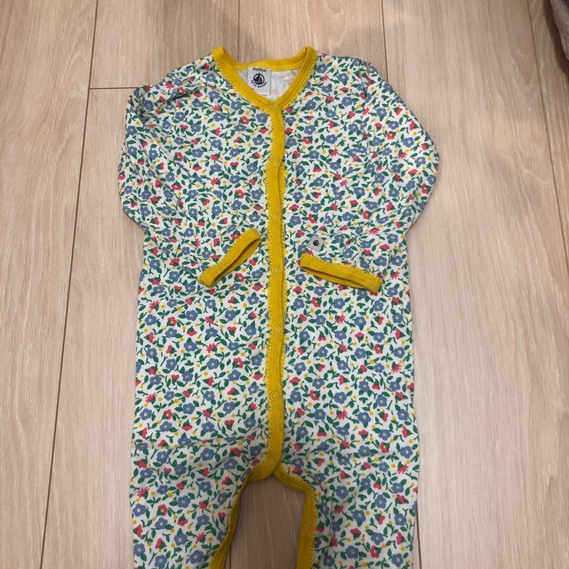 PETIT BATEAU(プチバトー)のプチバトー  ロンパース　女の子　18m 81cm キッズ/ベビー/マタニティのベビー服(~85cm)(ロンパース)の商品写真