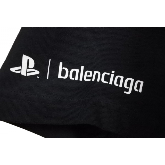 気質アップ BALENCIAGA バレンシアガ 21AW 黒 ブラック Tシャツ
