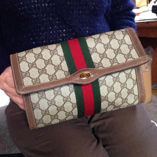 GUCCI - 値下げ。GUCCIのセカンドバッグ♡