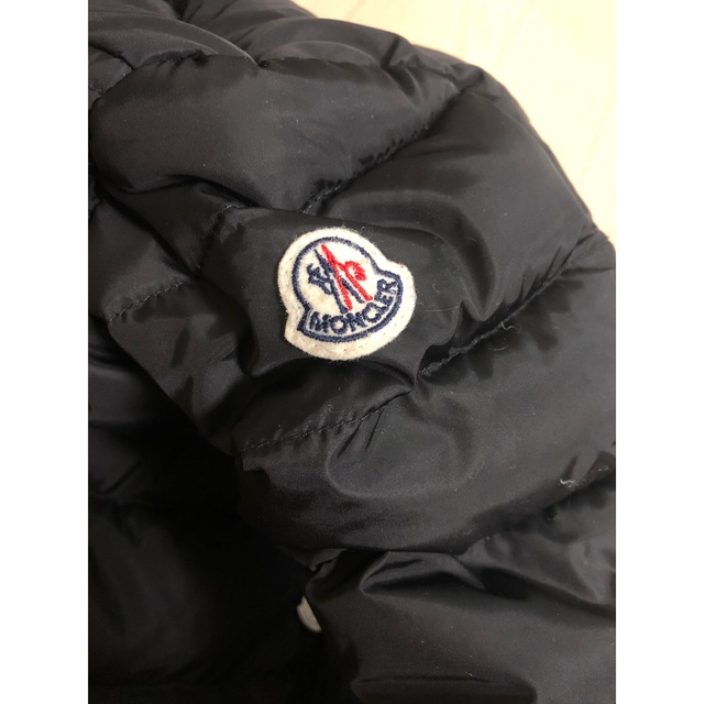 MONCLER(モンクレール)のモンクレール ダウン キッズ 6A 120cm 黒 キッズ/ベビー/マタニティのキッズ服女の子用(90cm~)(ジャケット/上着)の商品写真