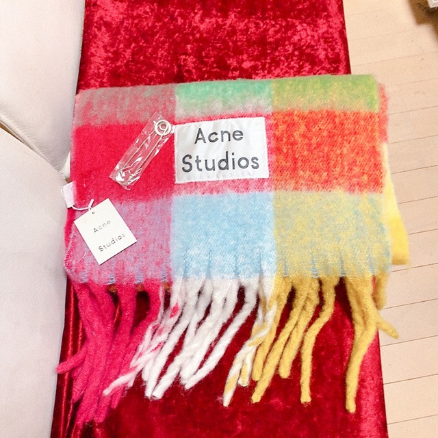 新品未使用 Acne Studios アクネストゥディオズ マフラー