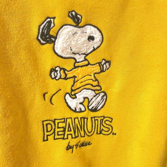 UNIQLO(ユニクロ)のUNIQLO スヌーピー PEANUTS 裏起毛 スウェット mtm トレーナー キッズ/ベビー/マタニティのベビー服(~85cm)(トレーナー)の商品写真