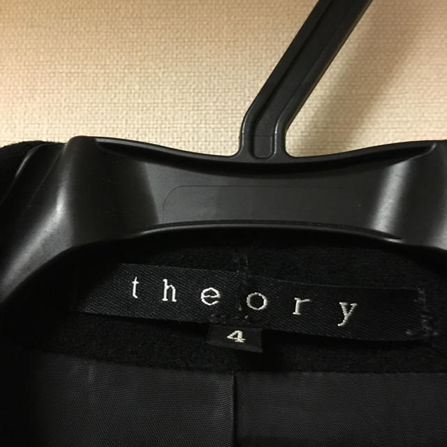 theory(セオリー)の☆minamin様専用☆ theory  ピーコート  4 レディースのジャケット/アウター(ピーコート)の商品写真