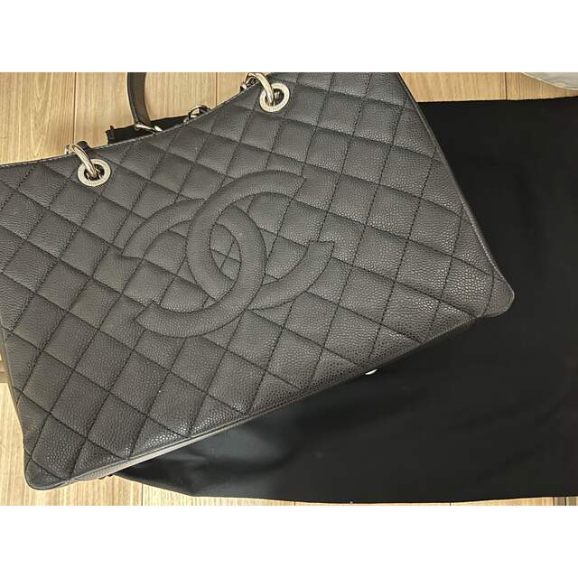 CHANEL(シャネル)のCHANEL GST レディースのバッグ(ハンドバッグ)の商品写真