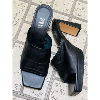 ザラ(ZARA)の完全未使用　状態考慮　ZARA ヒール　サンダル　ミュール　レザー　黒(ミュール)