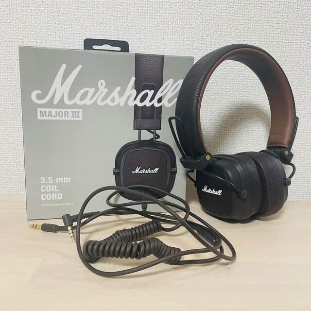 Marshall Major3 ヘッドホン ブラウン スマホ/家電/カメラのオーディオ機器(ヘッドフォン/イヤフォン)の商品写真