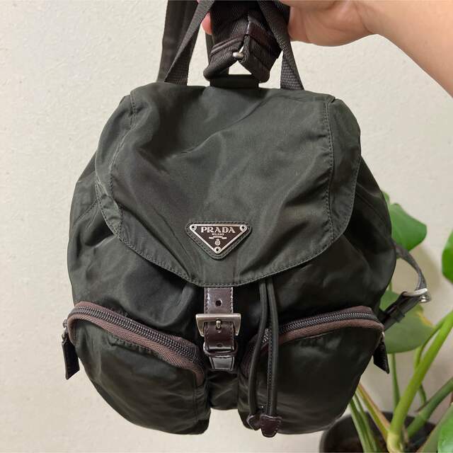 PRADA - 【美品】プラダ リュック ボディバッグ ナイロン ミニ カーキ