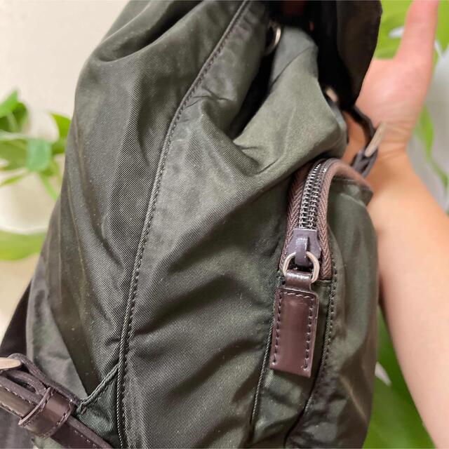新作人気 PRADA 三角プレート V318 V318 黒 ナイロン リュック メンズ
