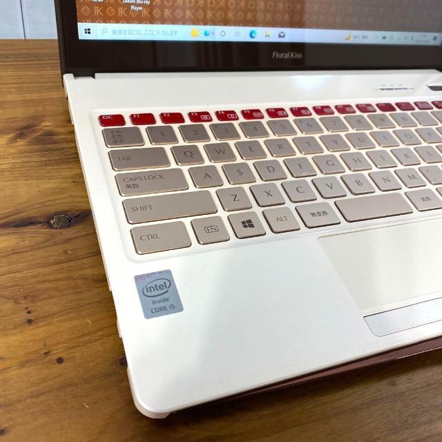 希少】大人可愛いフローラルキスツートンカラ☘ベージュ☘i5☘新品