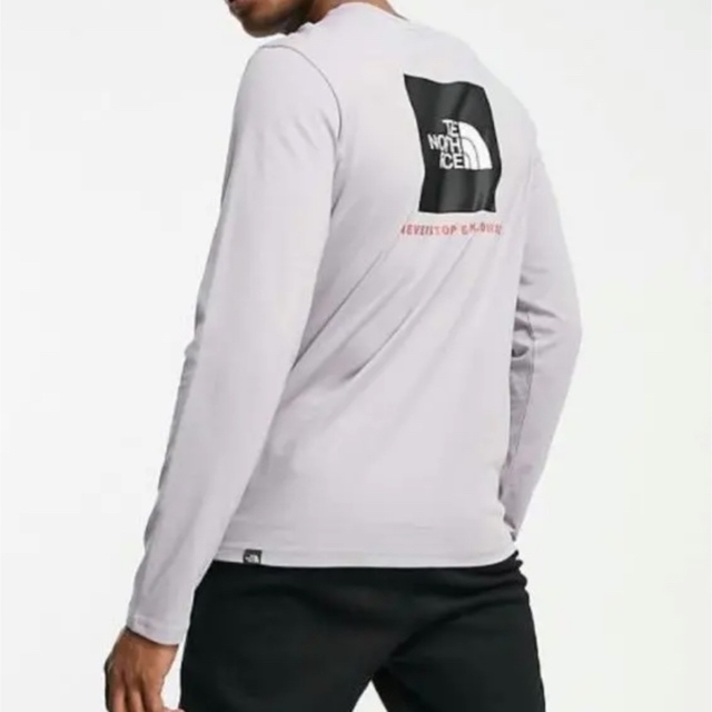 THE NORTH FACE(ザノースフェイス)のノースフェイス　レッドボックス　ロングスリーブ　ロンＴシャツ　グレー　XL メンズのトップス(Tシャツ/カットソー(七分/長袖))の商品写真