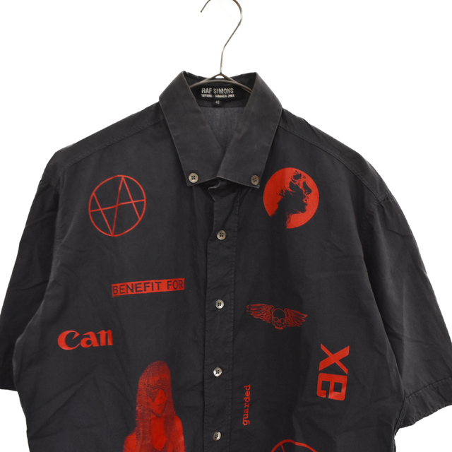 RAF SIMONS(ラフシモンズ)のRAF SIMONS ラフシモンズ 03SS 消費者期 CONSUMED GRAPHIC SHIRT ARCHIVE グラフィック プリント 半袖シャツ ブラック メンズのトップス(シャツ)の商品写真