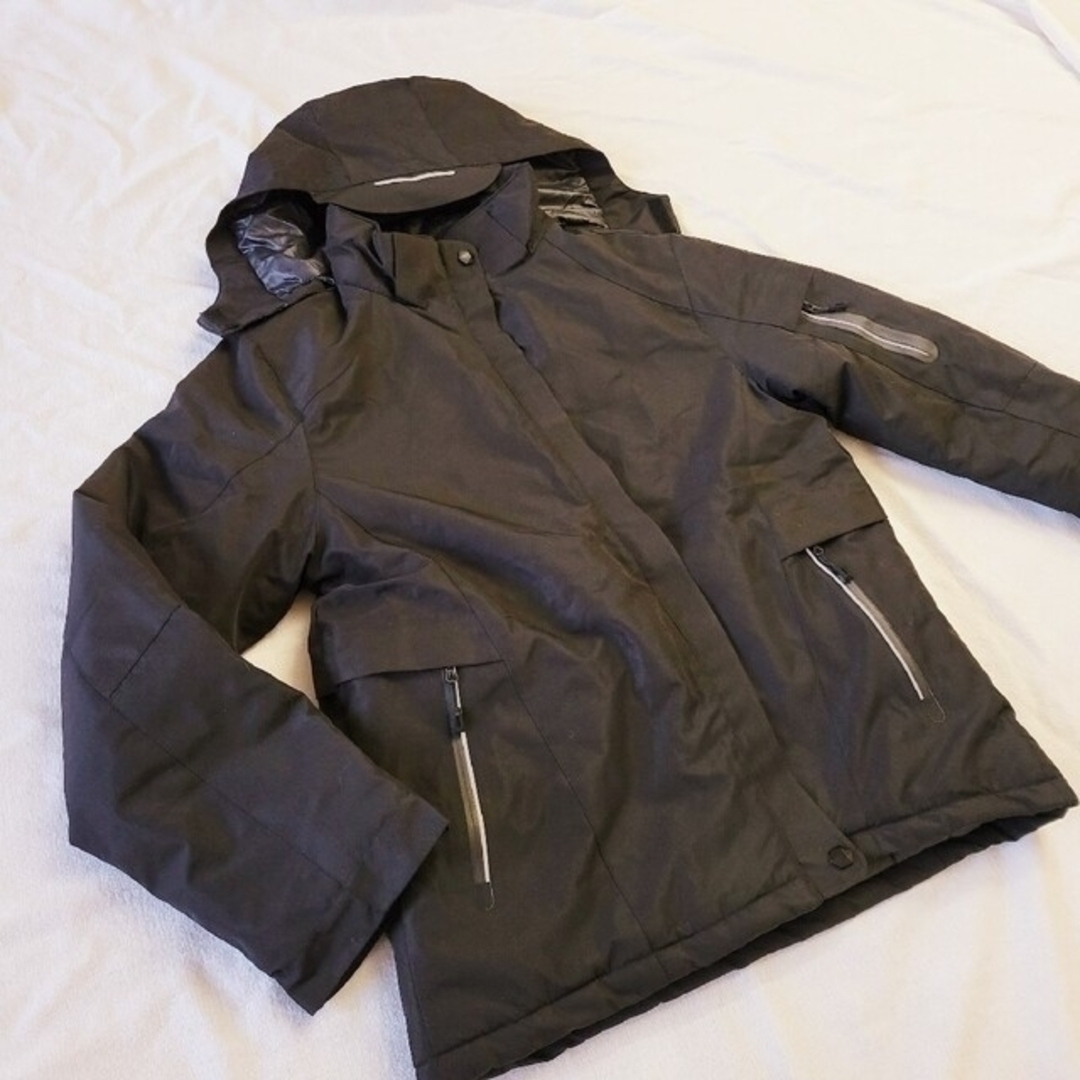 未使用　極暖　ヒーター付　電熱　ジャケット　ブラック　ほぼMサイズ レディースのジャケット/アウター(ナイロンジャケット)の商品写真