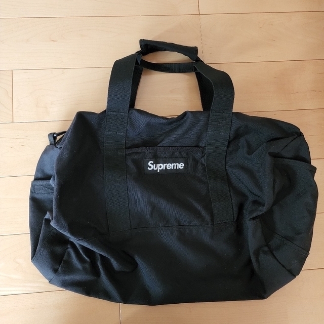 Supreme(シュプリーム)のSupreme　バッグ メンズのバッグ(ドラムバッグ)の商品写真