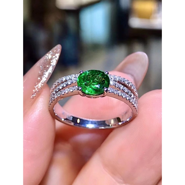 天然ツァボライト ダイヤモンド リング 0.99ct k18