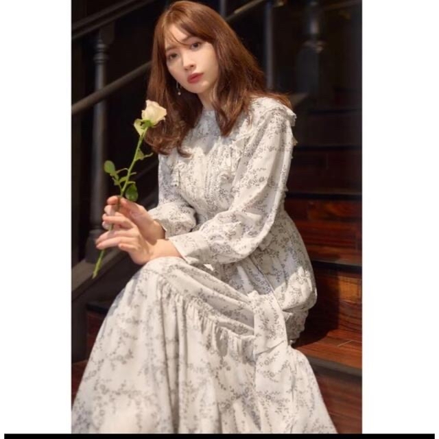 Her lip to(ハーリップトゥ)のherlipto Pedicel Lace-Trimmed Long Dress レディースのワンピース(ロングワンピース/マキシワンピース)の商品写真