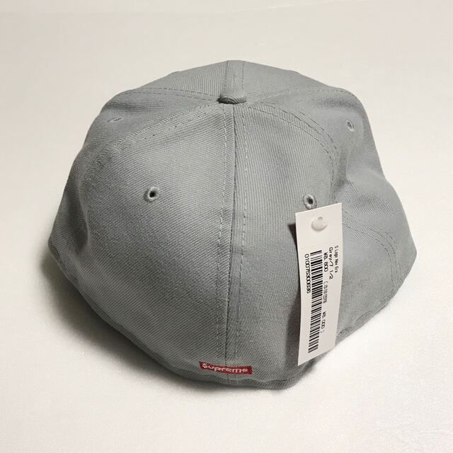 Supreme(シュプリーム)のシュプリーム　S Logo New Era  グレー　1/2 メンズの帽子(キャップ)の商品写真