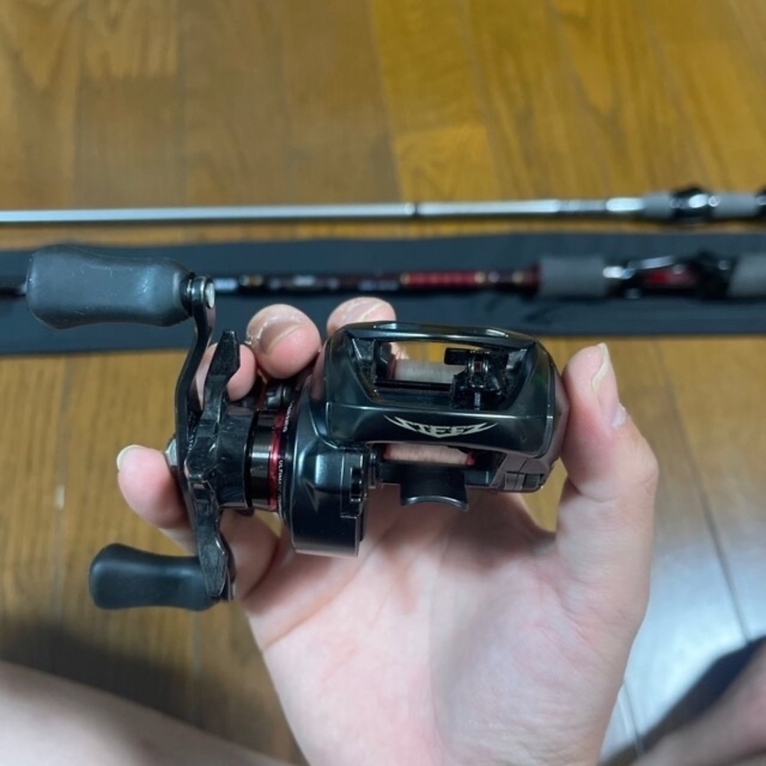 DAIWA(ダイワ)の<本日限定>スティーズAIR TW 早い者勝ち スポーツ/アウトドアのフィッシング(リール)の商品写真