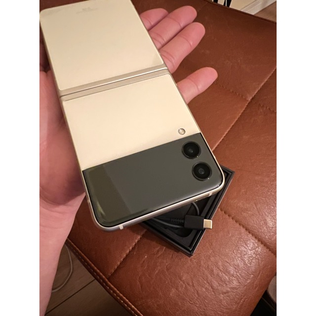 値下げGalaxy Z Flip3 5G クリーム 128 GB docomo | www.150.illinois.edu 値下げGalaxy Z Flip3 5G クリーム 128 GB docomo | www.150.illinois.edu