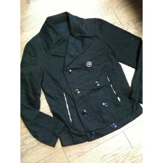CABANE de ZUCCa(カバンドズッカ)の美品Zucca ショートＰコート　フランス製　ブラック　ズッカ メンズのジャケット/アウター(ピーコート)の商品写真