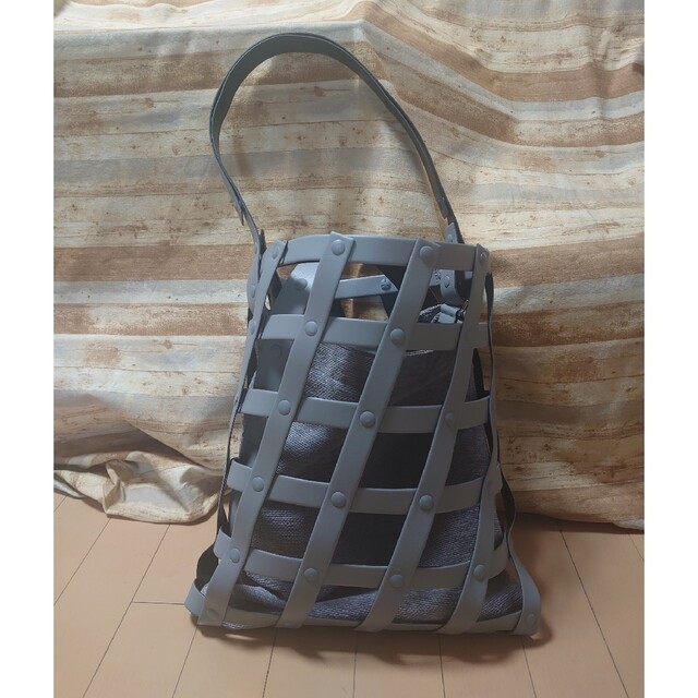 ISSEY MIYAKE】スパイラル グリット ラージサイズ ホワイト 販売特売