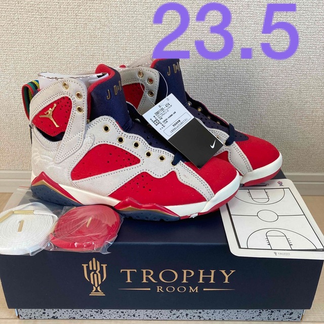 Jordan Brand（NIKE）(ジョーダン)の23.5 TROPHY ROOM AIR JORDAN 7 DM1195-474 レディースの靴/シューズ(スニーカー)の商品写真