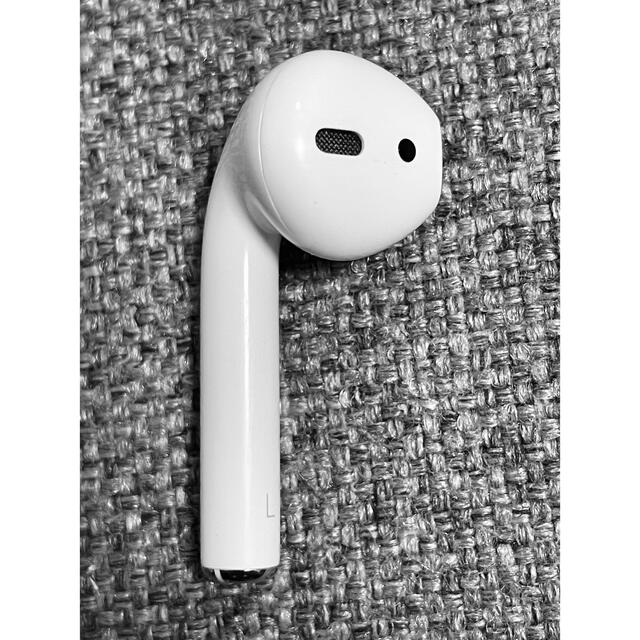 Apple(アップル)のApple AirPods 2世代　片耳 L 片方 左耳 208 スマホ/家電/カメラのオーディオ機器(ヘッドフォン/イヤフォン)の商品写真