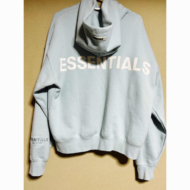 FEAR OF GOD(フィアオブゴッド)のエッセンシャルズ　FOG ESSENTIALS パーカー メンズのトップス(パーカー)の商品写真