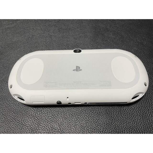 PS  VITA pch-2000 4