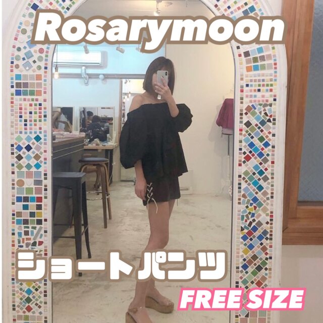 Rosary moon(ロザリームーン)のRosarymoon ショートパンツ レディースのパンツ(ショートパンツ)の商品写真
