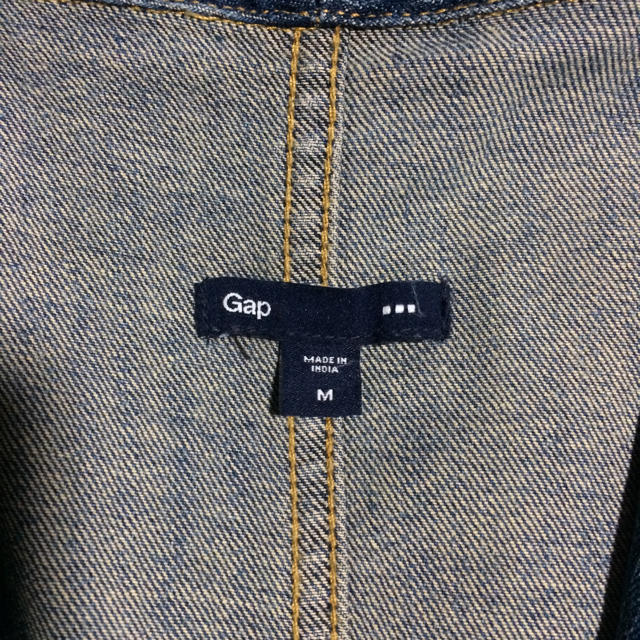 GAP(ギャップ)のGAP デニムジャケット  レディースのジャケット/アウター(Gジャン/デニムジャケット)の商品写真