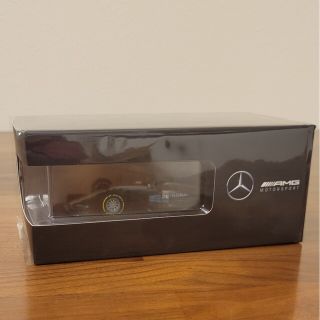 ピーエムエー(PMA)のPMA 1/43 ﾒﾙｾﾃﾞｽAMG W08 V.ﾎﾞｯﾀｽ ﾒﾙｾﾃﾞｽBOX(ミニカー)