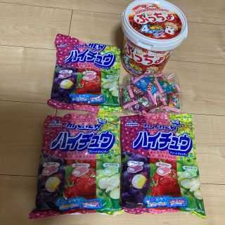 ユーハミカクトウ(UHA味覚糖)のぷっちょ　ハイチュウ　バケツなしのお値段(菓子/デザート)