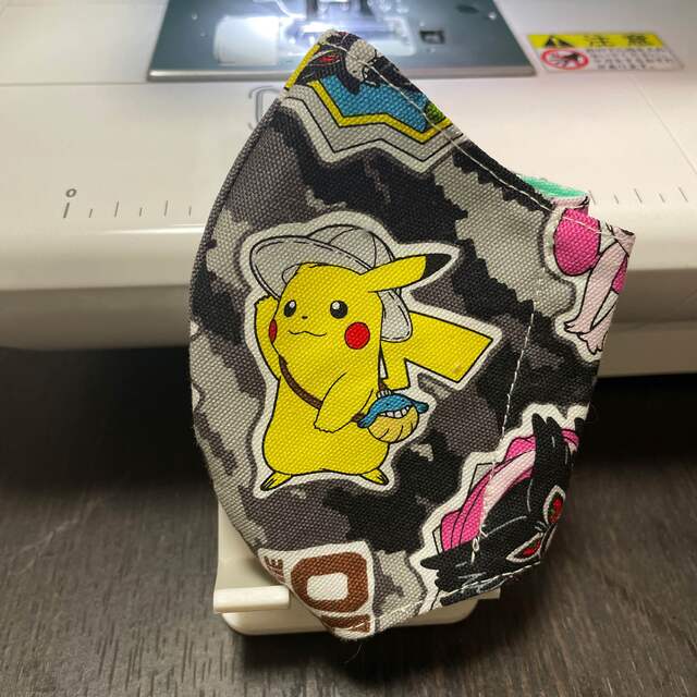 ポケモンココ ピカチュウ×ザルード ハンドメイドのキッズ/ベビー(外出用品)の商品写真